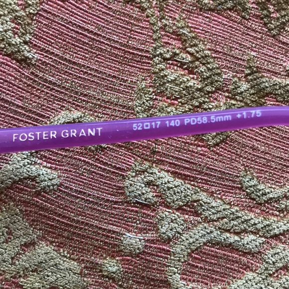 NWT Foster Grant coloread reading glasses and case - Picture 7 of 8